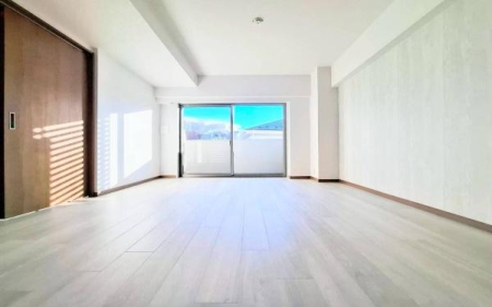 �_�ސ쌧���l�s�����Z�Y2���ڂ̒��Ã}���V�����̃��r���O