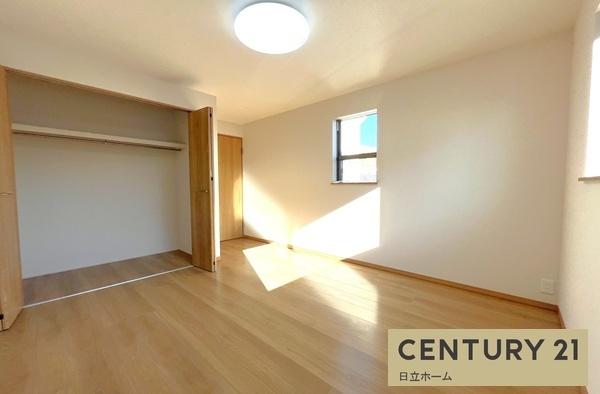 �_�ސ쌧���s�����撆�쓇5���ڂ̒��È�ˌ��Ă̐Q��