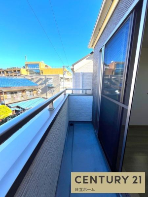 �_�ސ쌧���s�����撆�쓇5���ڂ̒��È�ˌ��Ẵo���R�j�[