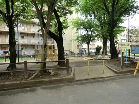 �_�ސ쌧���s�����撆�쓇5���ڂ̒��È�ˌ��Ă̎��ӊ�