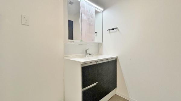 �_�ސ쌧���l�s���i�c�k2���ڂ̒��Ã}���V�����̐��ʑ�E���ʏ�