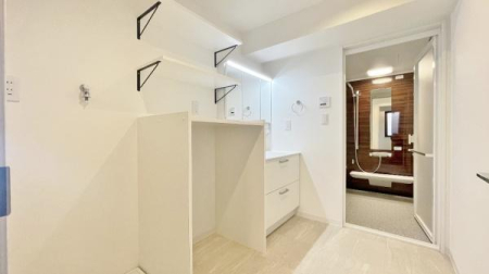 �_�ސ쌧���l�s���Z�c��1���ڂ̒��Ã}���V�����̐��ʑ�E���ʏ�