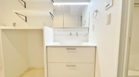 �_�ސ쌧���l�s���Z�c��1���ڂ̒��Ã}���V�����̐��ʑ�E���ʏ�