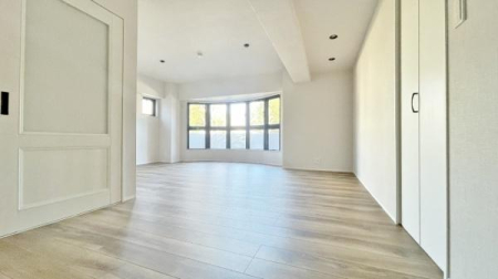 �_�ސ쌧���l�s���Z�c��1���ڂ̒��Ã}���V�����̃��r���O