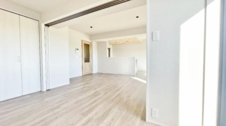 �_�ސ쌧���l�s���Z�c��1���ڂ̒��Ã}���V�����̃��r���O