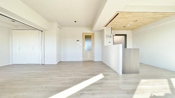 �_�ސ쌧���l�s���Z�c��1���ڂ̒��Ã}���V�����̃��r���O