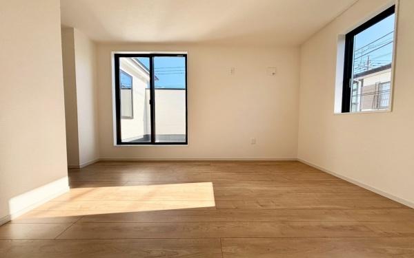 �����s���c�s�������u3���ڂ̐V�z��ˌ��Ă̐Q��