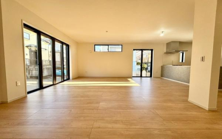 �����s���c�s�������u3���ڂ̐V�z��ˌ��Ẵ��r���O