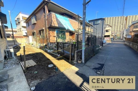 �_�ސ쌧���s���揬�c3���ڂ̐V�z��ˌ��Ă̑O�ʓ��H�܂ތ��n�ʐ^