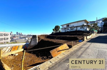 �_�ސ쌧���s���Ë�I�P�J�̐V�z��ˌ��Ă̏Z�˂���̒��]�ʐ^