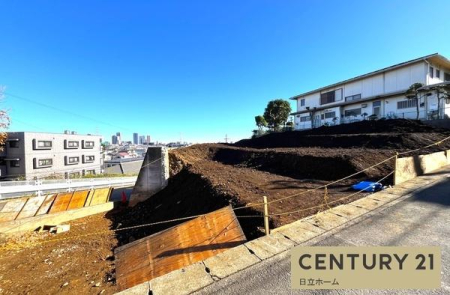 �_�ސ쌧���s���Ë�I�P�J�̐V�z��ˌ��Ă̏Z�˂���̒��]�ʐ^