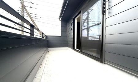 �_�ސ쌧���l�s�t���꒬�̐V�z��ˌ��Ẵo���R�j�[