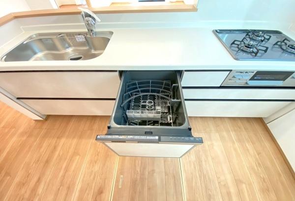 �_�ސ쌧���l�s���撆��3���ڂ̐V�z��ˌ��ẴL�b�`��