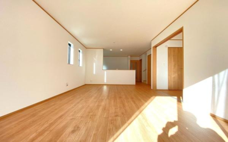 �_�ސ쌧���l�s���撆��3���ڂ̐V�z��ˌ��Ẵ��r���O