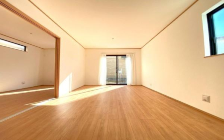 �_�ސ쌧���l�s���撆��3���ڂ̐V�z��ˌ��Ẵ��r���O