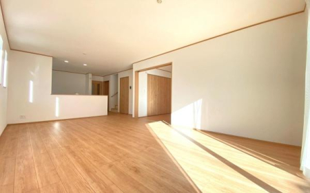 �_�ސ쌧���l�s���撆��3���ڂ̐V�z��ˌ��Ẵ��r���O