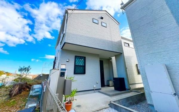 �_�ސ쌧���l�s��撆��2���ڂ̒��È�ˌ��Ă̌��n�O�ώʐ^