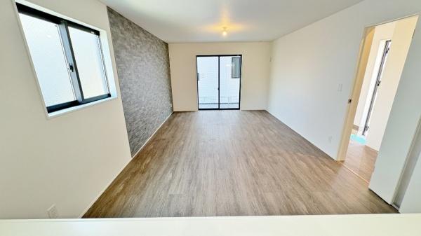 �_�ސ쌧���l�s�t��`�c��5���ڂ̐V�z��ˌ��Ẵ��r���O