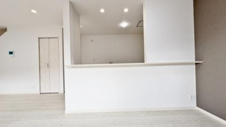 �_�ސ쌧���l�s�΋抛��4���ڂ̐V�z��ˌ��Ẵ��r���O