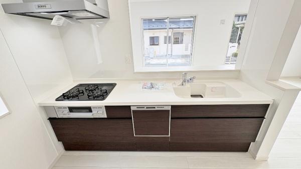 �_�ސ쌧���l�s�΋抛��4���ڂ̐V�z��ˌ��ẴL�b�`��