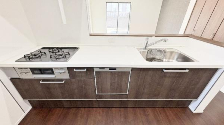 �_�ސ쌧���l�s���J�扺���J3���ڂ̐V�z��ˌ��ẴL�b�`��