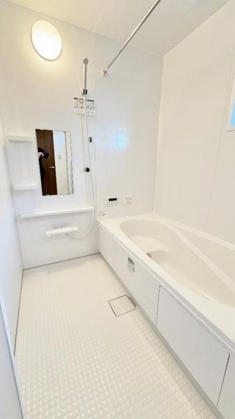 �_�ސ쌧���l�s���J�扺���J3���ڂ̐V�z��ˌ��Ă̗���