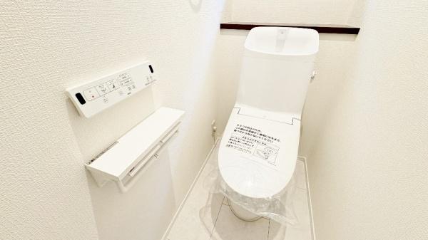 �_�ސ쌧���l�s���J�扺���J3���ڂ̐V�z��ˌ��Ẵg�C��