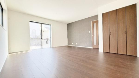 �_�ސ쌧���l�s���J�扺���J3���ڂ̐V�z��ˌ��Ẵ��r���O