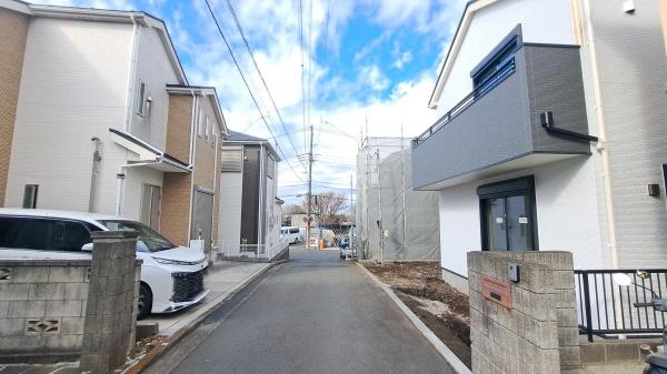 �_�ސ쌧���l�s�ۓy�P�J��쓇���̐V�z��ˌ��Ă̑O�ʓ��H�܂ތ��n�ʐ^