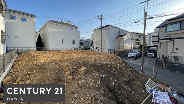 �_�ސ쌧���l�s���捡�h���̐V�z��ˌ��Ă̑O�ʓ��H�܂ތ��n�ʐ^