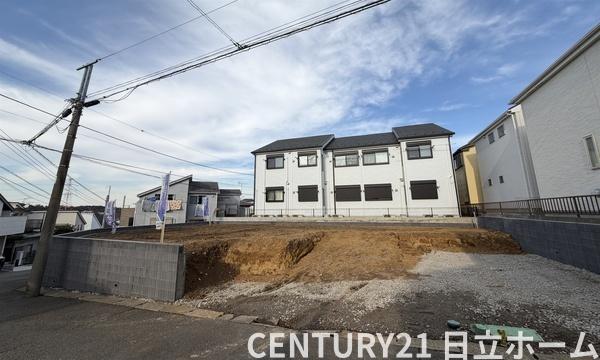 �_�ސ쌧���l�s���捡�h���̐V�z��ˌ��Ă̑O�ʓ��H�܂ތ��n�ʐ^