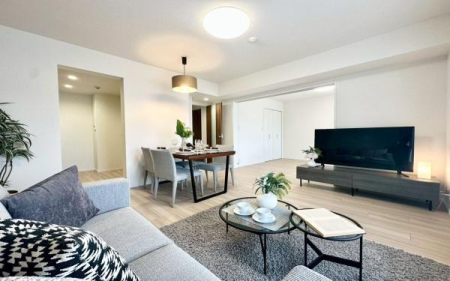 �_�ސ쌧���s�{�O�擌�L�n3���ڂ̒��Ã}���V�����̃��r���O