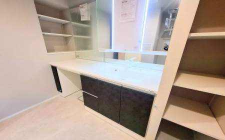 �_�ސ쌧���s�����扤�T����1���ڂ̒��Ã}���V�����̐��ʑ�E���ʏ�