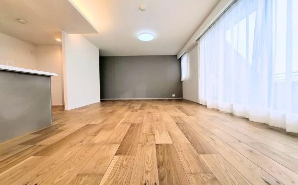 �_�ސ쌧���s�����扤�T����1���ڂ̒��Ã}���V�����̃��r���O