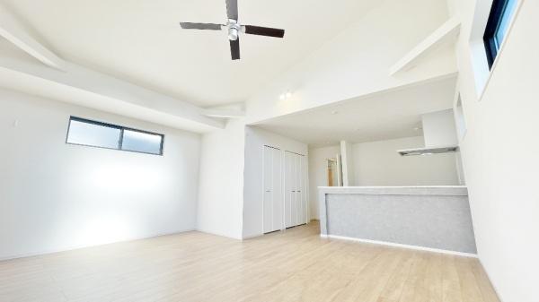 �_�ސ쌧���l�s�ߌ���㖖�g5���ڂ̐V�z��ˌ��Ẵ��r���O