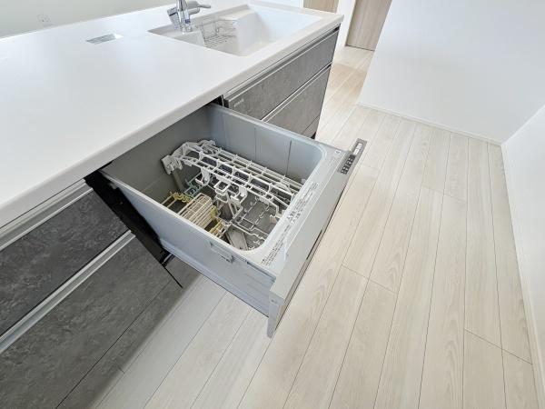 �_�ސ쌧������s�����̐V�z��ˌ��ẴL�b�`��