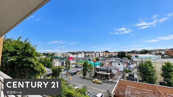 �_�ސ쌧���l�s�`������3���ڂ̒��Ã}���V�����̏Z�˂���̒��]�ʐ^