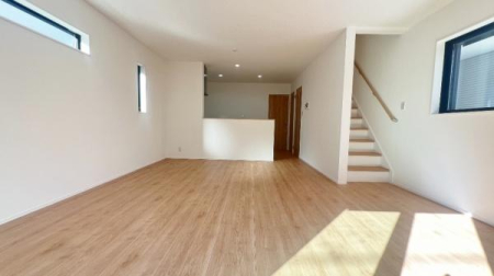 �_�ސ쌧���l�s����折���J��2���ڂ̐V�z��ˌ��Ẵ��r���O