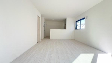 �_�ސ쌧���l�s����折���J��2���ڂ̐V�z��ˌ��Ẵ��r���O