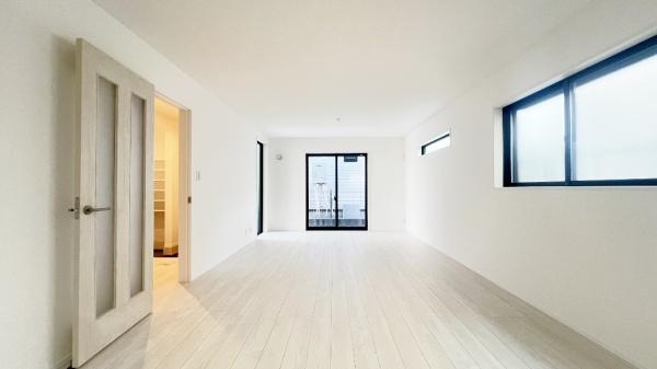 �_�ސ쌧���l�s����折���J��2���ڂ̐V�z��ˌ��Ẵ��r���O