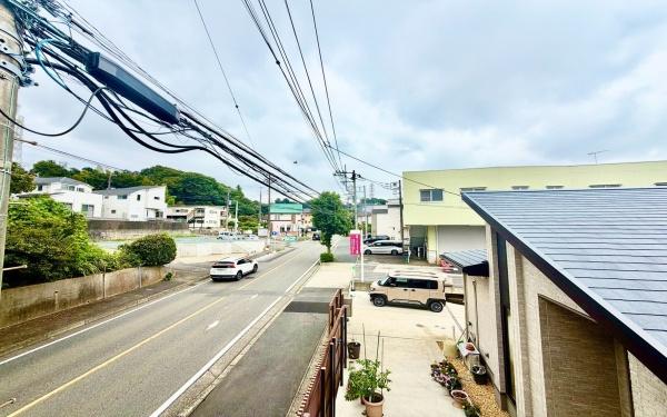 �_�ސ쌧���l�s�΋抛�����̐V�z��ˌ��Ă̏Z�˂���̒��]�ʐ^