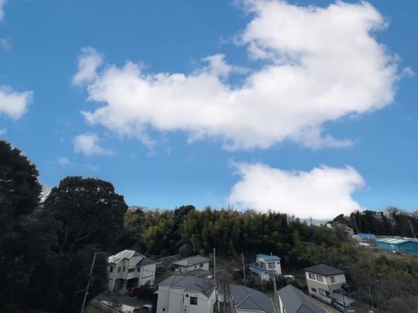 �_�ސ쌧���l�s�˒ˋ拂�򒬂̒��È�ˌ��Ă̏Z�˂���̒��]�ʐ^