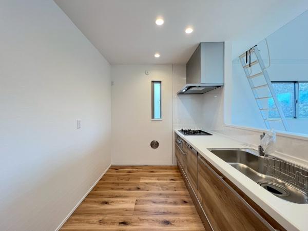 �_�ސ쌧���l�s�˒ˋ拂�򒬂̒��È�ˌ��ẴL�b�`��