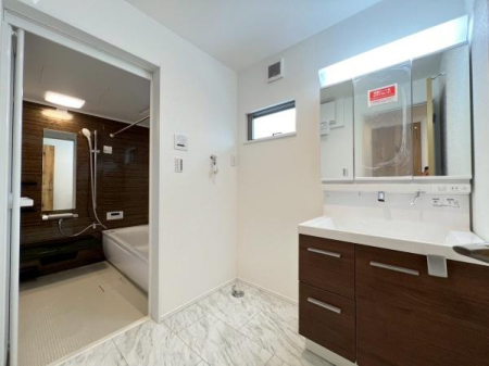 �_�ސ쌧���l�s�˒ˋ拂�򒬂̒��È�ˌ��Ă̐��ʑ�E���ʏ�