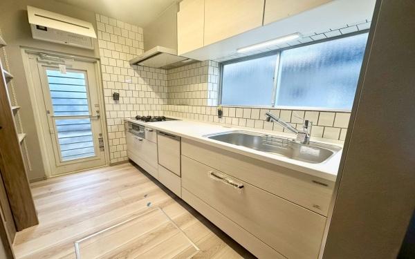 �_�ސ쌧���s�����搶�c5���ڂ̒��È�ˌ��ẴL�b�`��