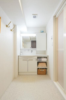 �_�ސ쌧���s�{�O�挢��2���ڂ̒��Ã}���V�����̐��ʑ�E���ʏ�