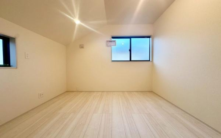 �_�ސ쌧���s�{�O����{��2���ڂ̐V�z��ˌ��Ă̗m��