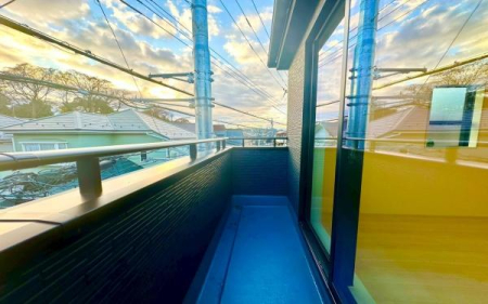 �_�ސ쌧���s�{�O����{��2���ڂ̐V�z��ˌ��Ẵo���R�j�[