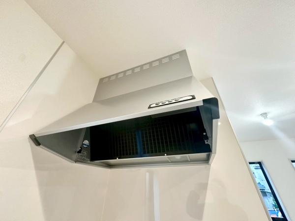 �_�ސ쌧���s�{�O����{��2���ڂ̐V�z��ˌ��ẴL�b�`��