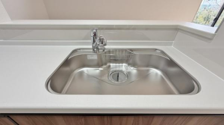 �_�ސ쌧���l�s���捡�h�����̐V�z��ˌ��ẴL�b�`��